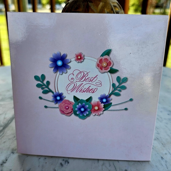 Floral Arrangement Thank You Card [2 Available] - Picture 5 of 6